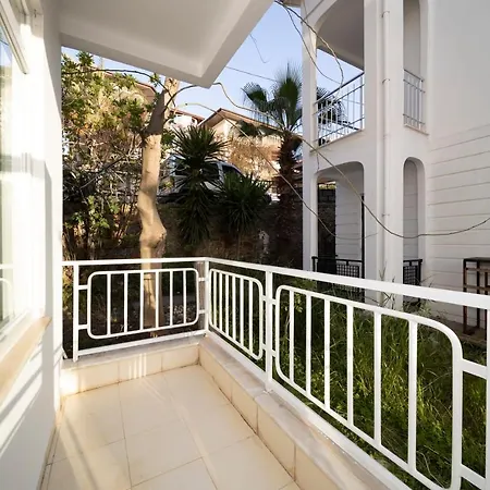 Pleasant Flat With Balcony Close To Popular Attractions In Alanya, Antalya * Αλάνια