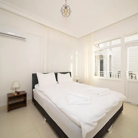 Pleasant Flat With Balcony Close To Popular Attractions In Alanya, Antalya Appartement Alanya